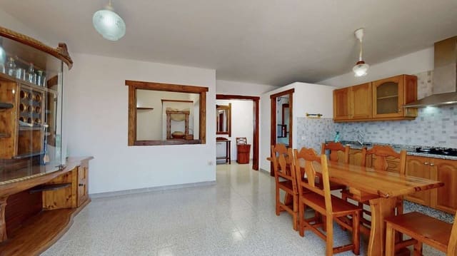 Chalet de 3 habitaciones en Playa Blanca, Yaiza en venta con garaje - 990.000 € (Ref: 9246259)