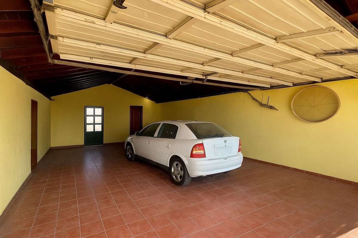 3 slaapkamer Villa te koop in Playa Blanca met garage - € 990.000 (Ref: 9246259)
