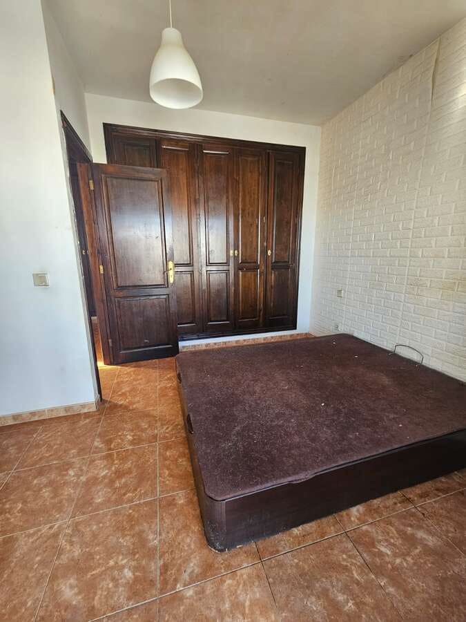 2 slaapkamer Halfvrijstaande villa te koop in Costa Teguise met garage - € 270.000 (Ref: 9429407)