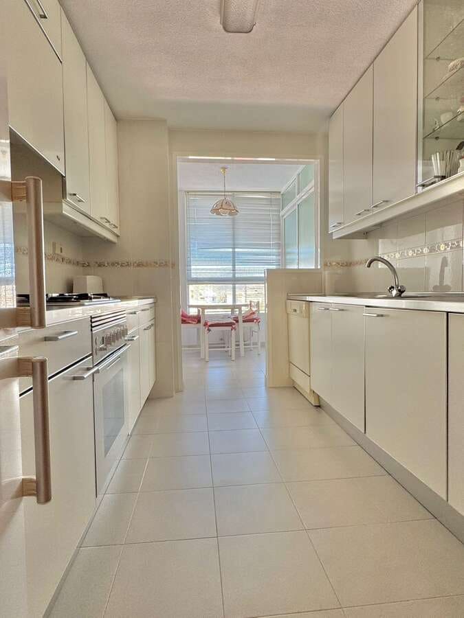 2 quarto Apartamento para venda em Playa de San Juan com garagem - 790 000 € (Ref: 9453050)