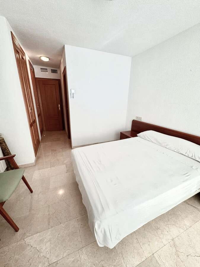 2 quarto Apartamento para venda em Playa de San Juan com garagem - 790 000 € (Ref: 9453050)