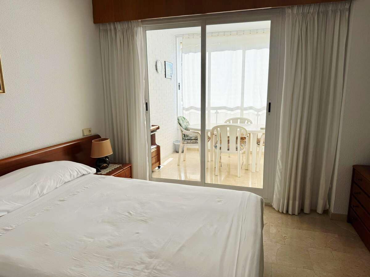 2 quarto Apartamento para venda em Playa de San Juan com garagem - 790 000 € (Ref: 9453050)