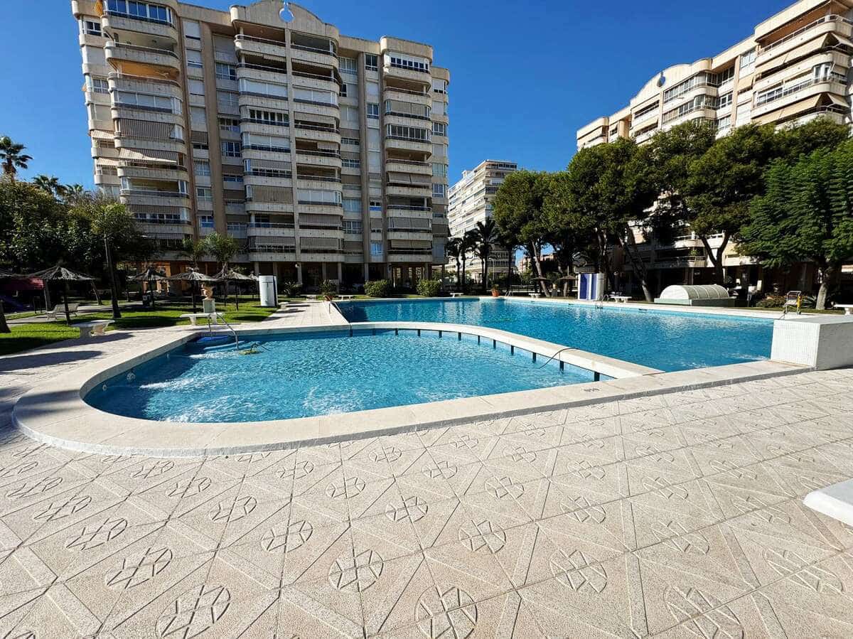 2 quarto Apartamento para venda em Playa de San Juan com garagem - 790 000 € (Ref: 9453050)