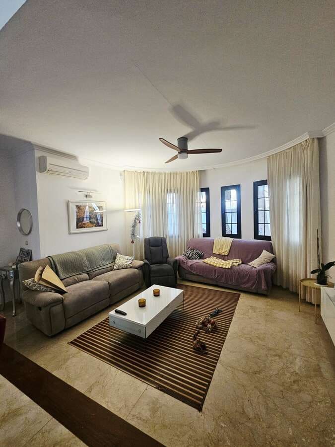 5 camera da letto Villa da affittare in Tahiche con piscina garage - 3.000 € (Rif: 9636250)