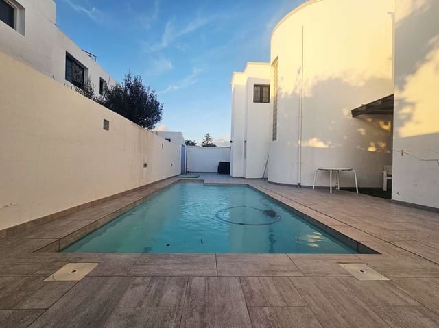 5 sypialnia Willa do wynajęcia w Tahiche, Teguise z basenem garażem - 2 600 € (Ref: 9636250)
