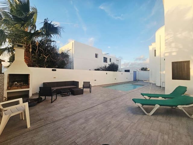 5 sypialnia Willa do wynajęcia w Tahiche, Teguise z basenem garażem - 2 600 € (Ref: 9636250)