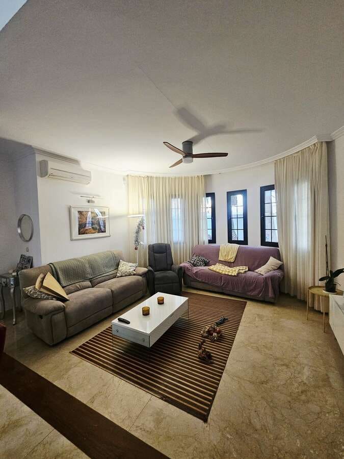 5 sovrum Villa att hyra i Tahiche med pool garage - 2 600 € (Ref: 9636250)