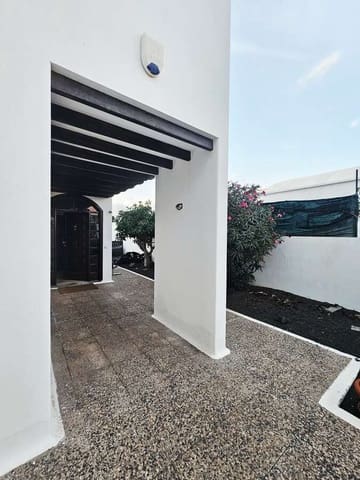 5 sypialnia Willa do wynajęcia w Tahiche, Teguise z basenem garażem - 2 600 € (Ref: 9636250)
