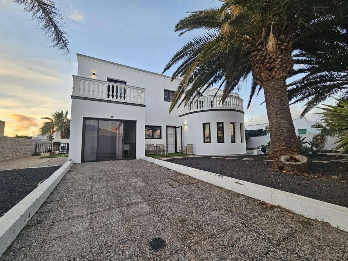 5 sovrum Villa att hyra i Tahiche med pool garage - 2 600 € (Ref: 9636250)