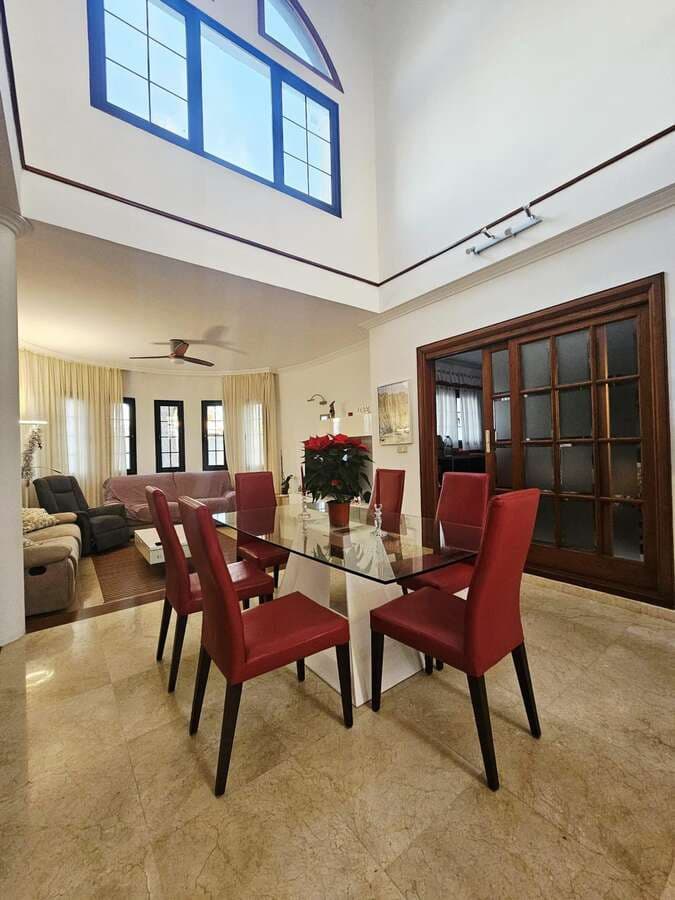 5 sovrum Villa att hyra i Tahiche med pool garage - 2 600 € (Ref: 9636250)