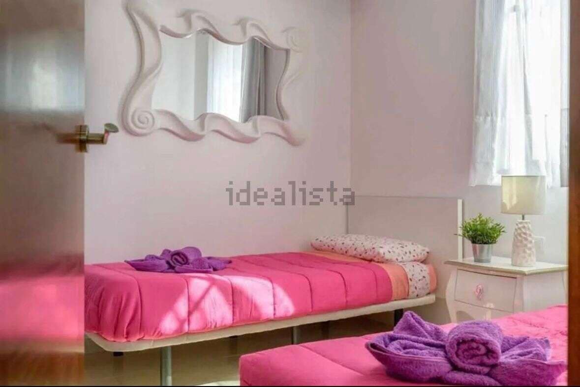 3 makuuhuone Huvila myytävänä paikassa Playa Blanca mukana uima-altaan 
autotalli - 599 000 € (Ref: 9654535)