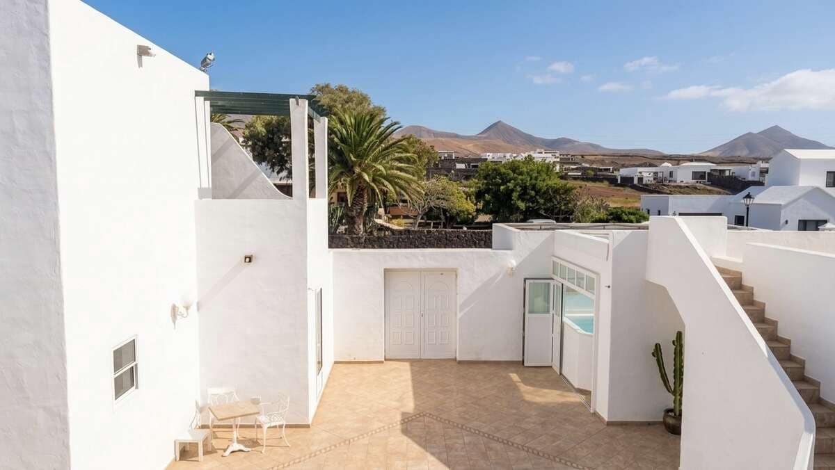 3 bedroom Villa for sale in Las Brenas - € 560,000 (Ref: 9751522)