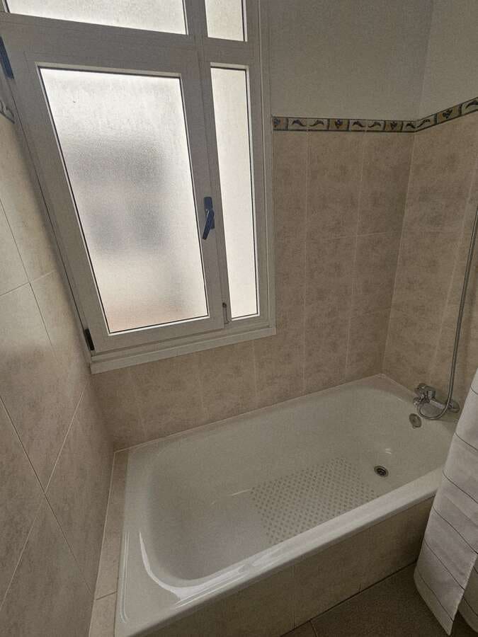 Pareado de 3 habitaciones en Playa del Cable en alquiler con garaje - 2.300 € (Ref: 9807442)