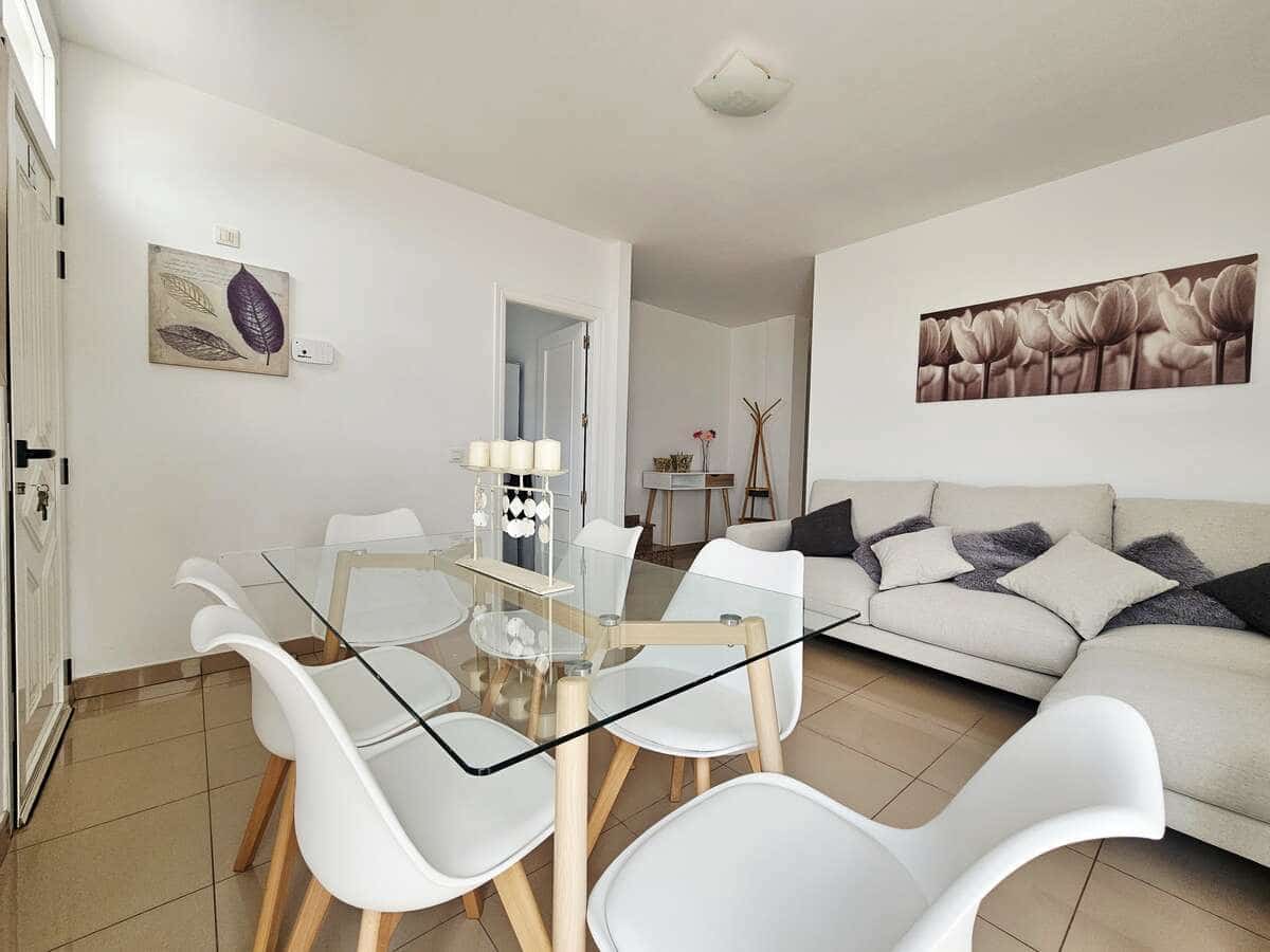 Pareado de 3 habitaciones en Playa del Cable en alquiler con garaje - 2.300 € (Ref: 9807442)