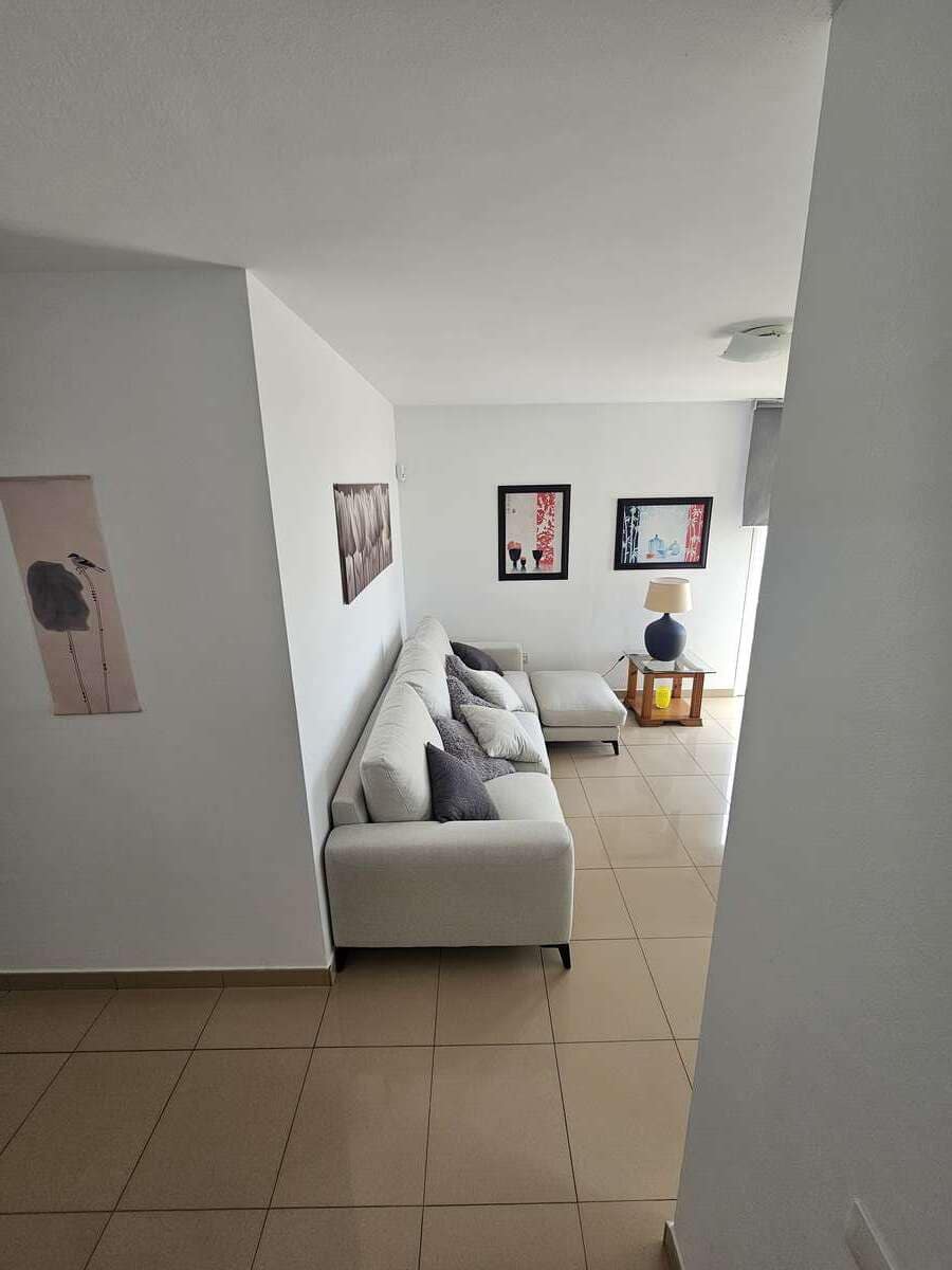 Pareado de 3 habitaciones en Playa del Cable en alquiler con garaje - 2.300 € (Ref: 9807442)