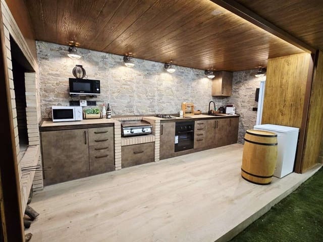 4 Zimmer Villa zu vermieten in Playa de San Juan, Alicante / Alacant Stadt mit Pool Garage - 10.000 € (Ref: 9916412)