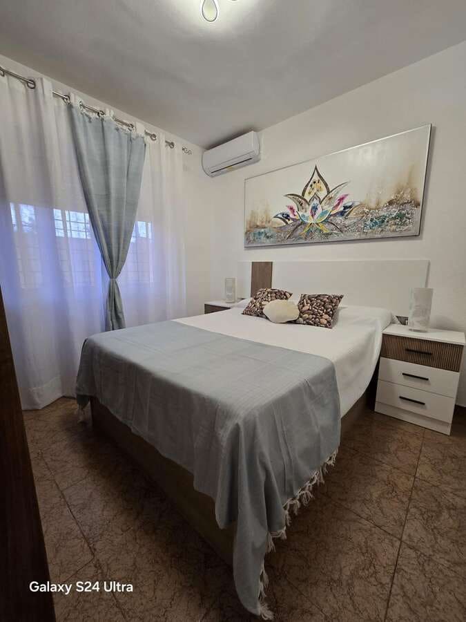 4 bedroom Villa for rent in Playa de San Juan with pool garage - € 10,000 (Ref: 9916412)