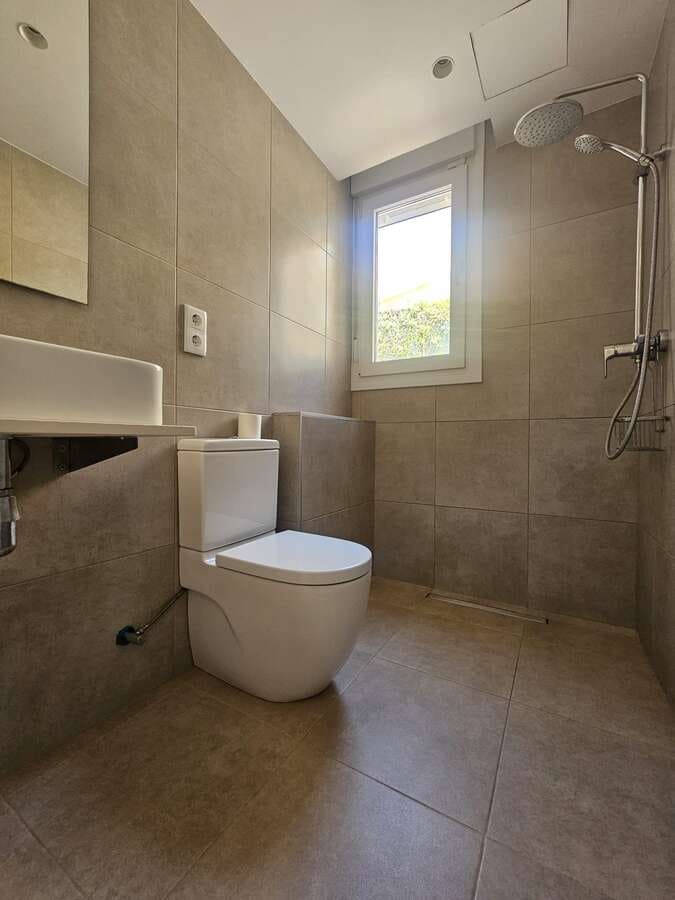 3 bedroom Semi-detached Villa for rent in Cabo de las Huertas with pool garage - € 5,000 (Ref: 9930035)