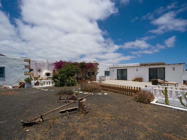 6 soveværelse Villa til salg i Macher, Tías med swimmingpool garage - € 990.000 (Ref: 9932684)