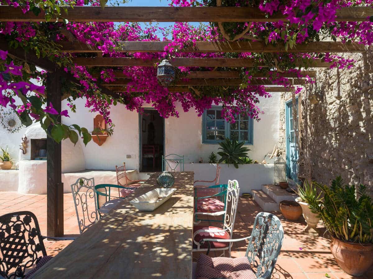 6 bedroom Villa for sale in Macher with pool garage - € 990,000 (Ref: 9932684)