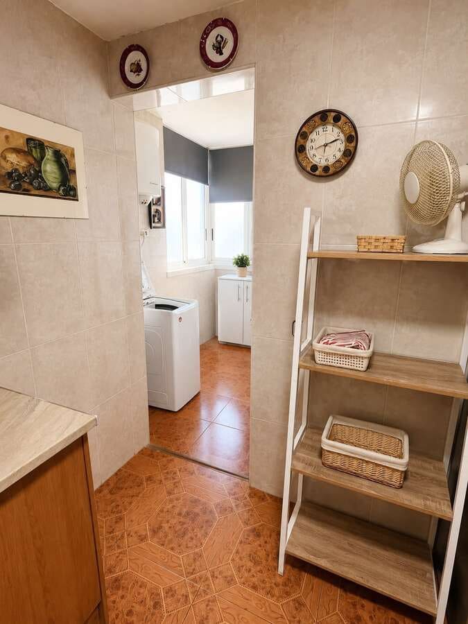 3 Zimmer Apartment zu verkaufen in Alicante / Alacant Stadt mit Pool Garage - 280.000 € (Ref: 9981727)
