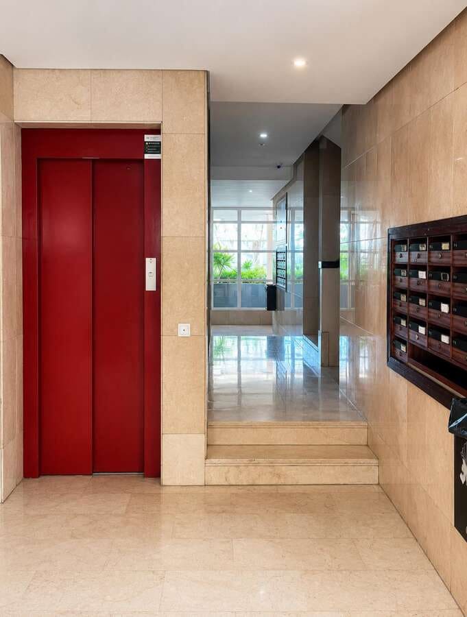 3 Zimmer Apartment zu verkaufen in Alicante / Alacant Stadt mit Pool Garage - 280.000 € (Ref: 9981727)
