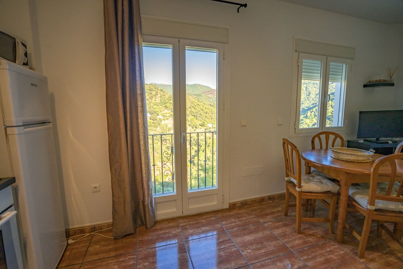 2 soveværelse Lejlighed til salg i Jubrique - € 92.000 (Ref: 9072182)