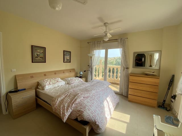 8 soveværelse Villa til salg i Moclín med swimmingpool garage - € 475.000 (Ref: 9066953)