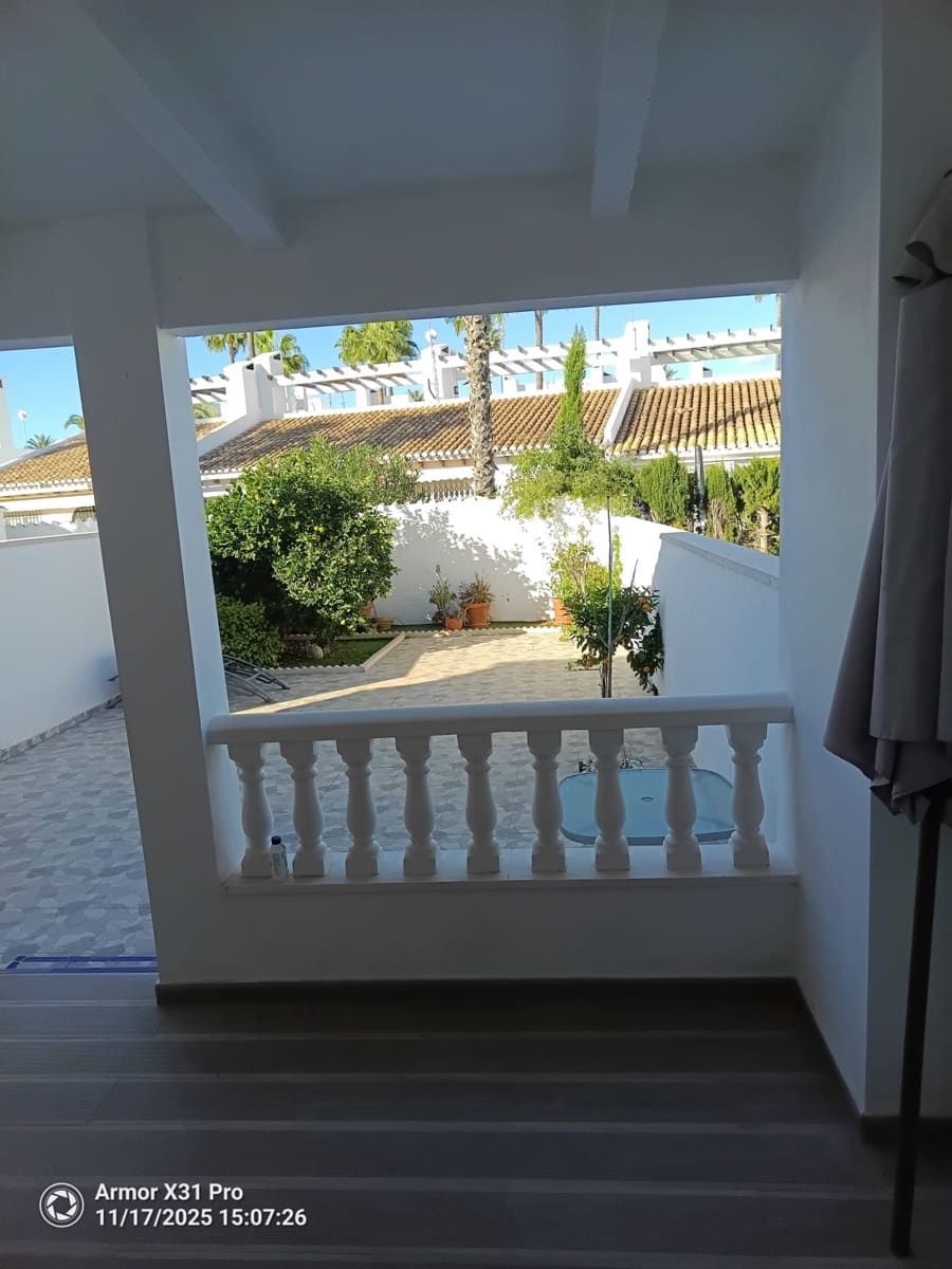 2 soveværelse Bungalow til salg i Orihuela Costa - € 179.500 (Ref: 9622332)