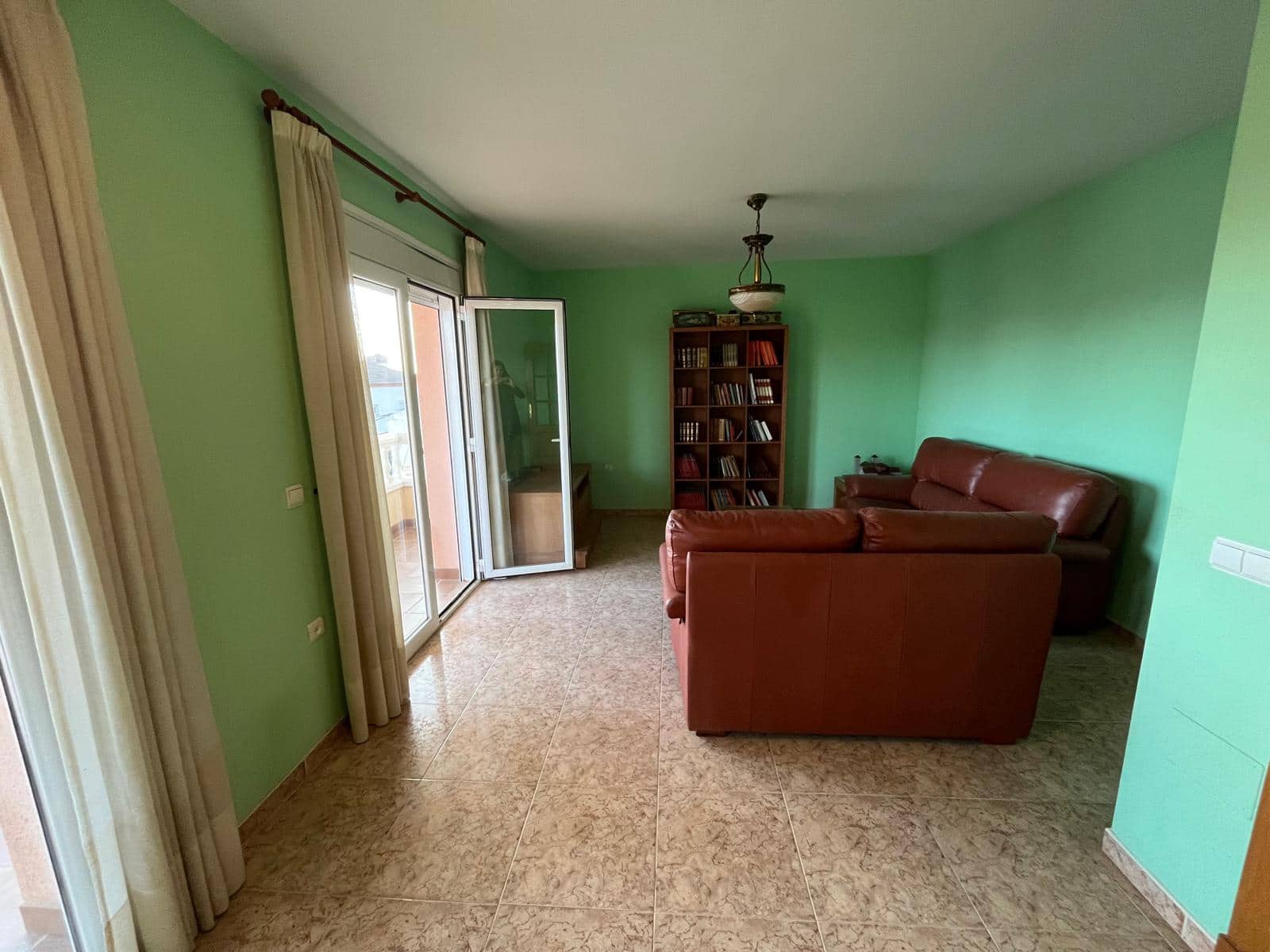 6 bedroom Villa for sale in Aguadulce (Almeria) with garage - € 550,000 (Ref: 9735064)