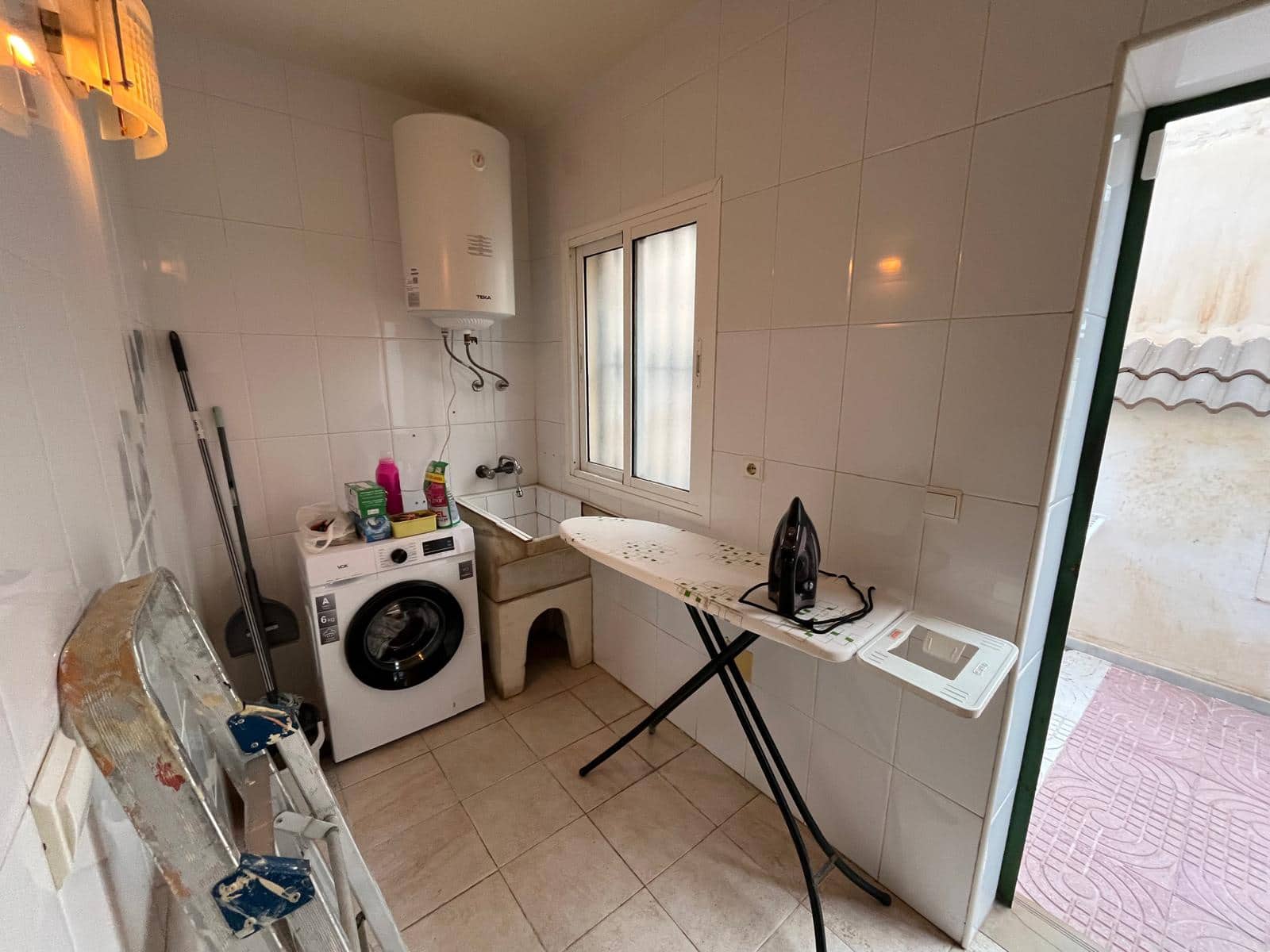 6 bedroom Villa for sale in Aguadulce (Almeria) with garage - € 550,000 (Ref: 9735064)