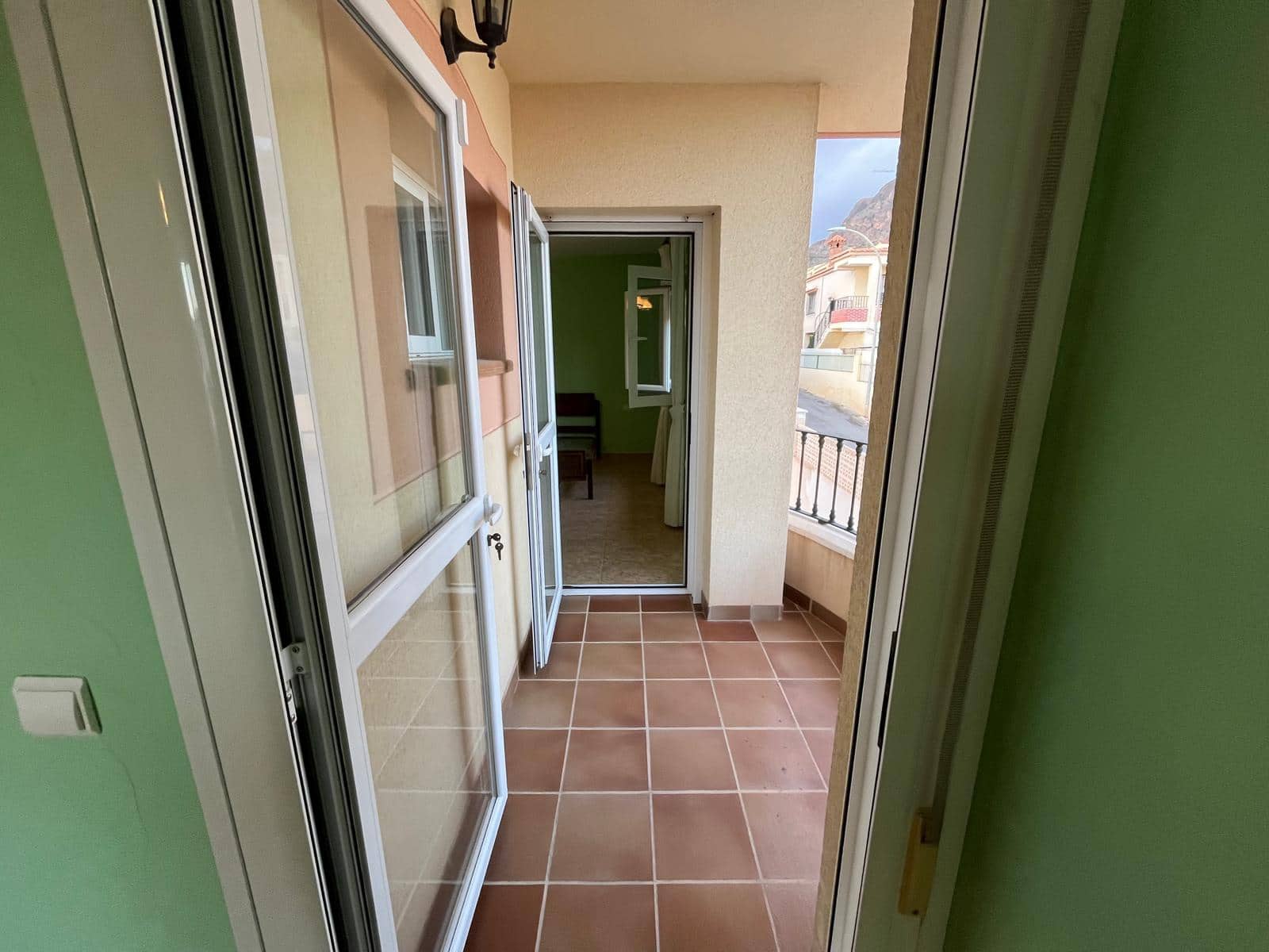 6 bedroom Villa for sale in Aguadulce (Almeria) with garage - € 550,000 (Ref: 9735064)