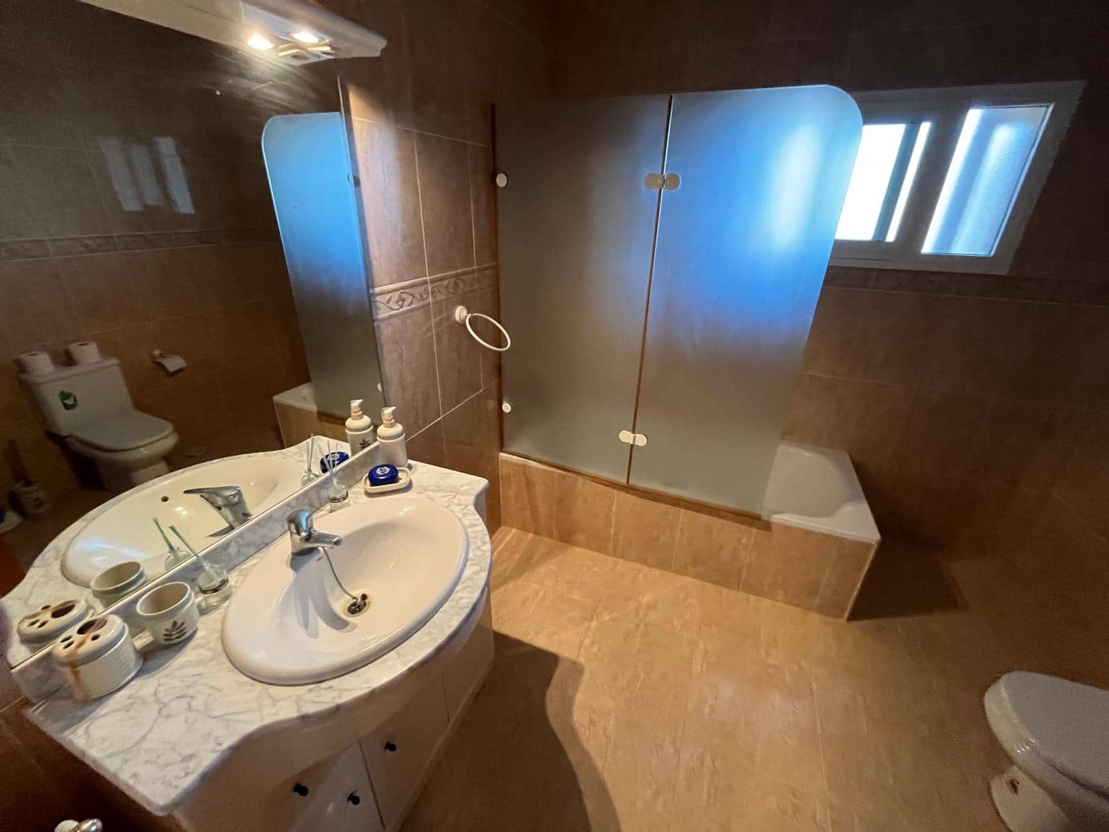 6 bedroom Villa for sale in Aguadulce (Almeria) with garage - € 550,000 (Ref: 9735064)