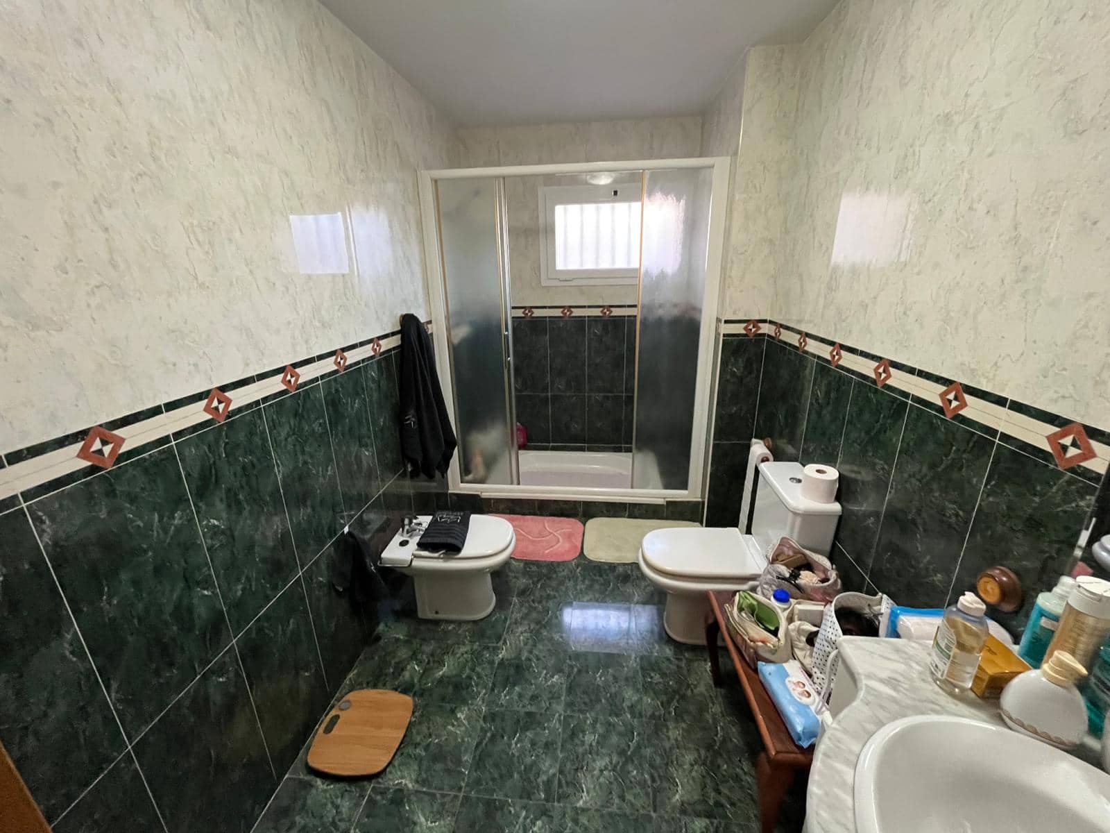 6 bedroom Villa for sale in Aguadulce (Almeria) with garage - € 550,000 (Ref: 9735064)