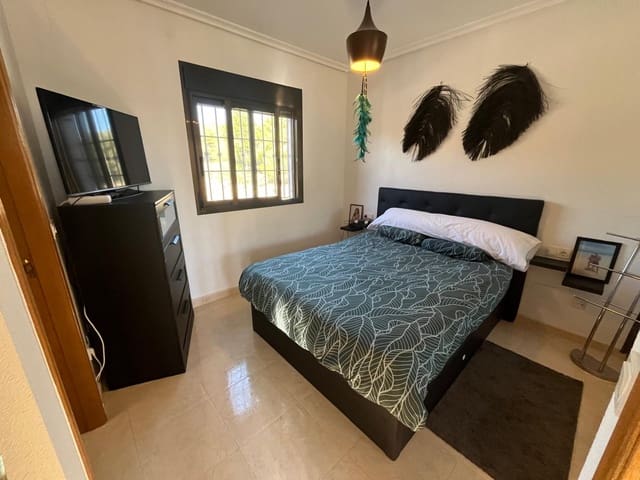 Bungalow de 3 habitaciones en San Miguel de Salinas en venta con piscina - 243.000 € (Ref: 9737060)