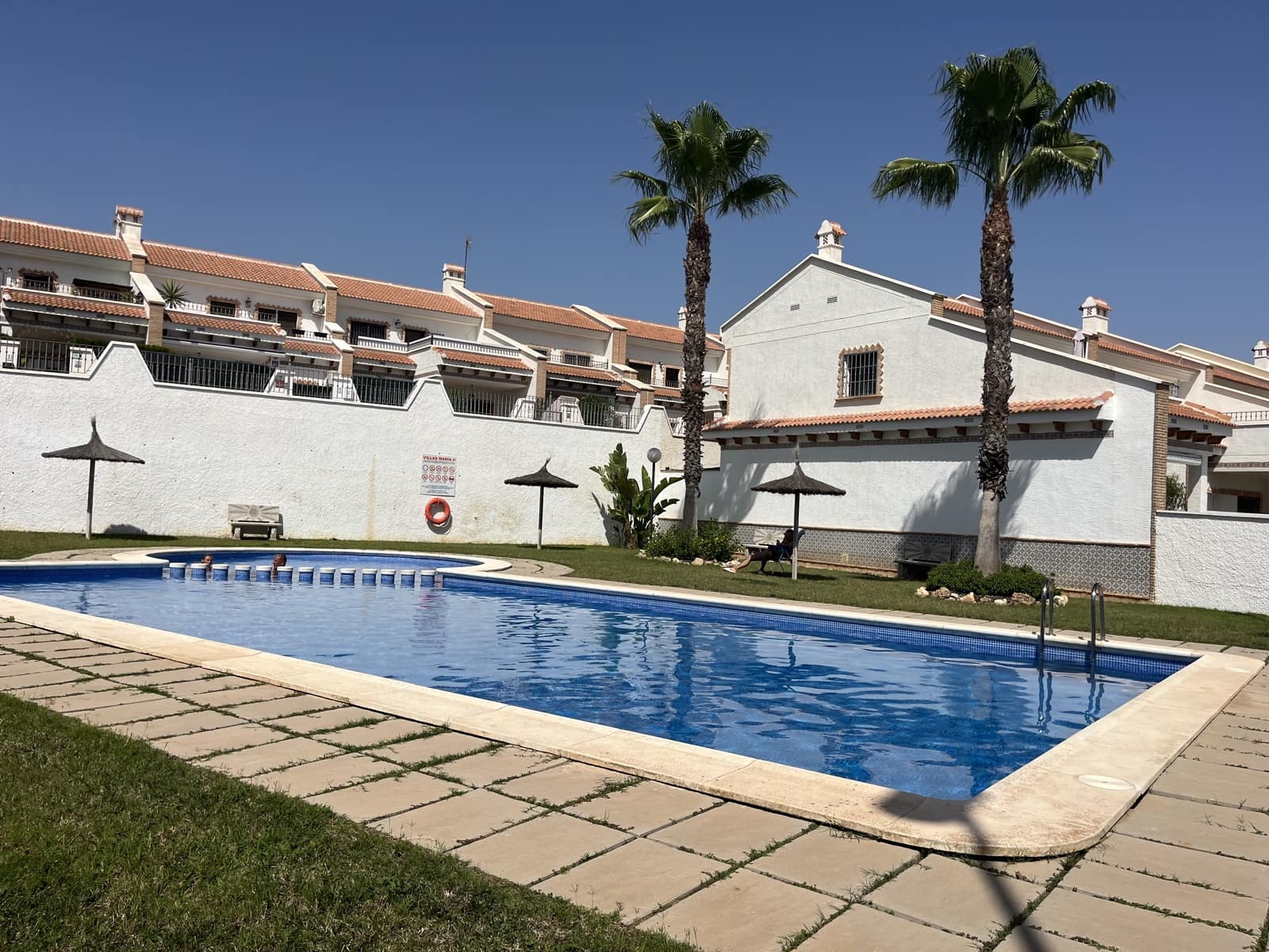 3 sypialnia Bungalow na sprzedaż w San Miguel de Salinas z basenem - 229 000 € (Ref: 9737060)