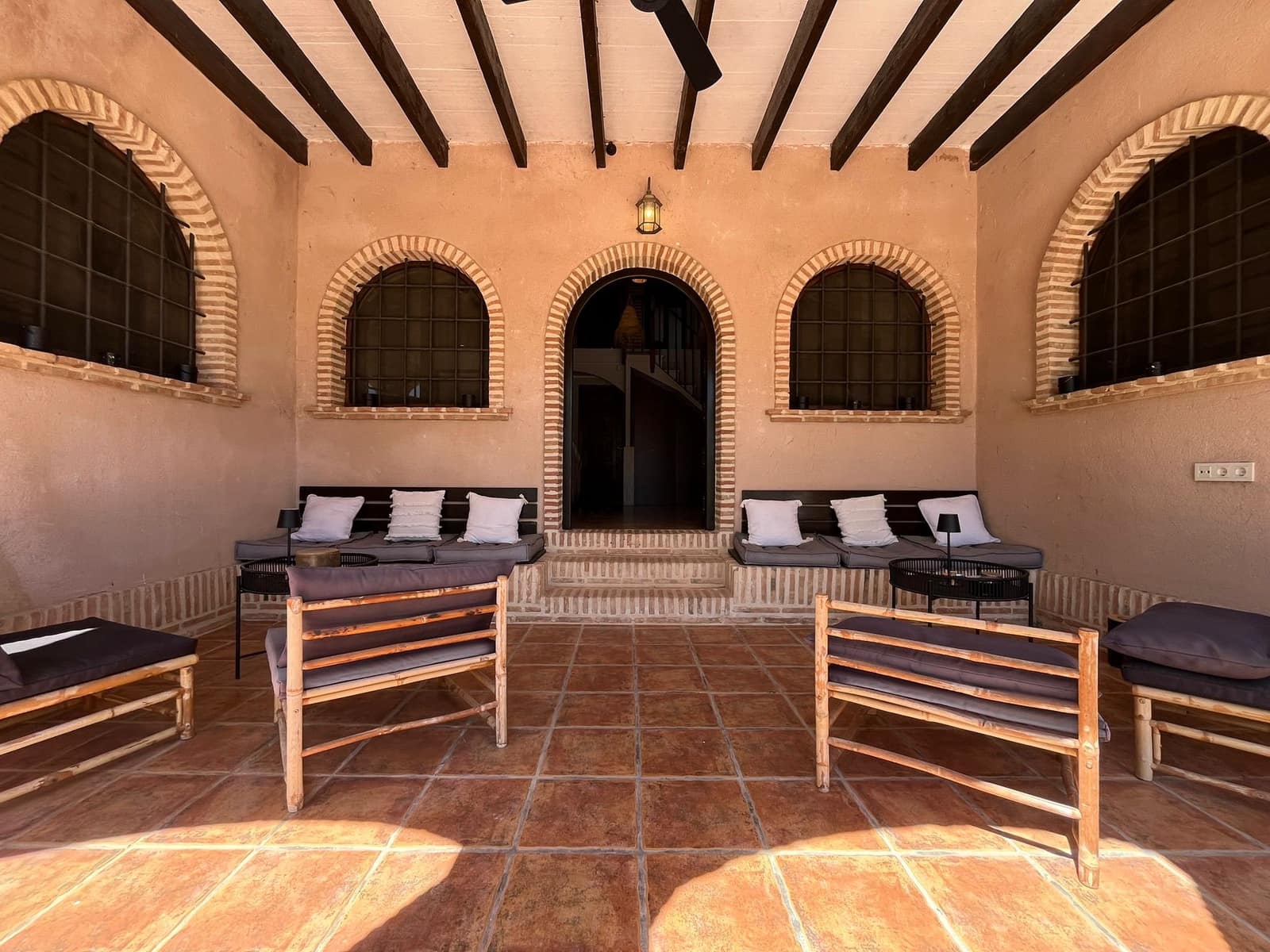 6 sypialnia Finka/Dom wiejski na sprzedaż w Elche / Elx z basenem garażem - 620 000 € (Ref: 9763290)