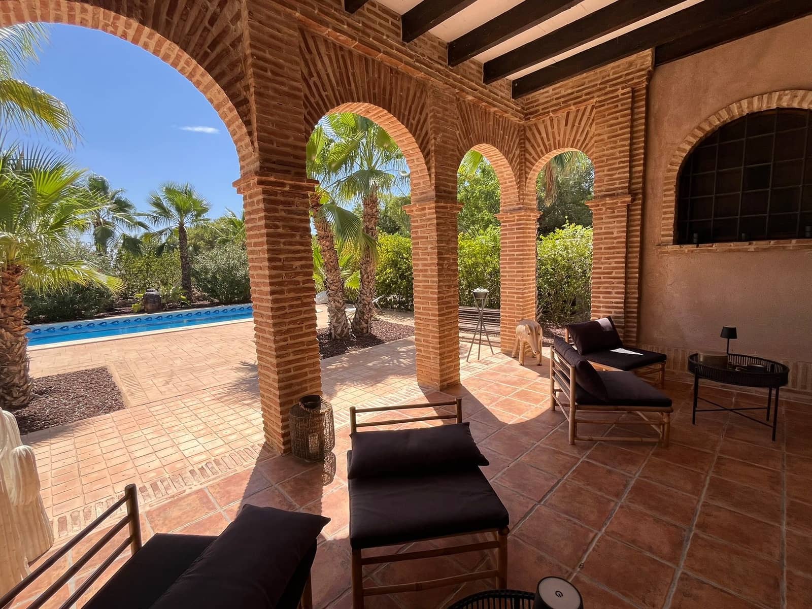 6 sypialnia Finka/Dom wiejski na sprzedaż w Elche / Elx z basenem garażem - 620 000 € (Ref: 9763290)