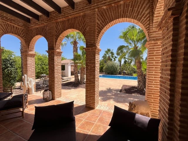 6 sypialnia Finka/Dom wiejski na sprzedaż w Torrellano, Elche / Elx z basenem garażem - 620 000 € (Ref: 9763290)