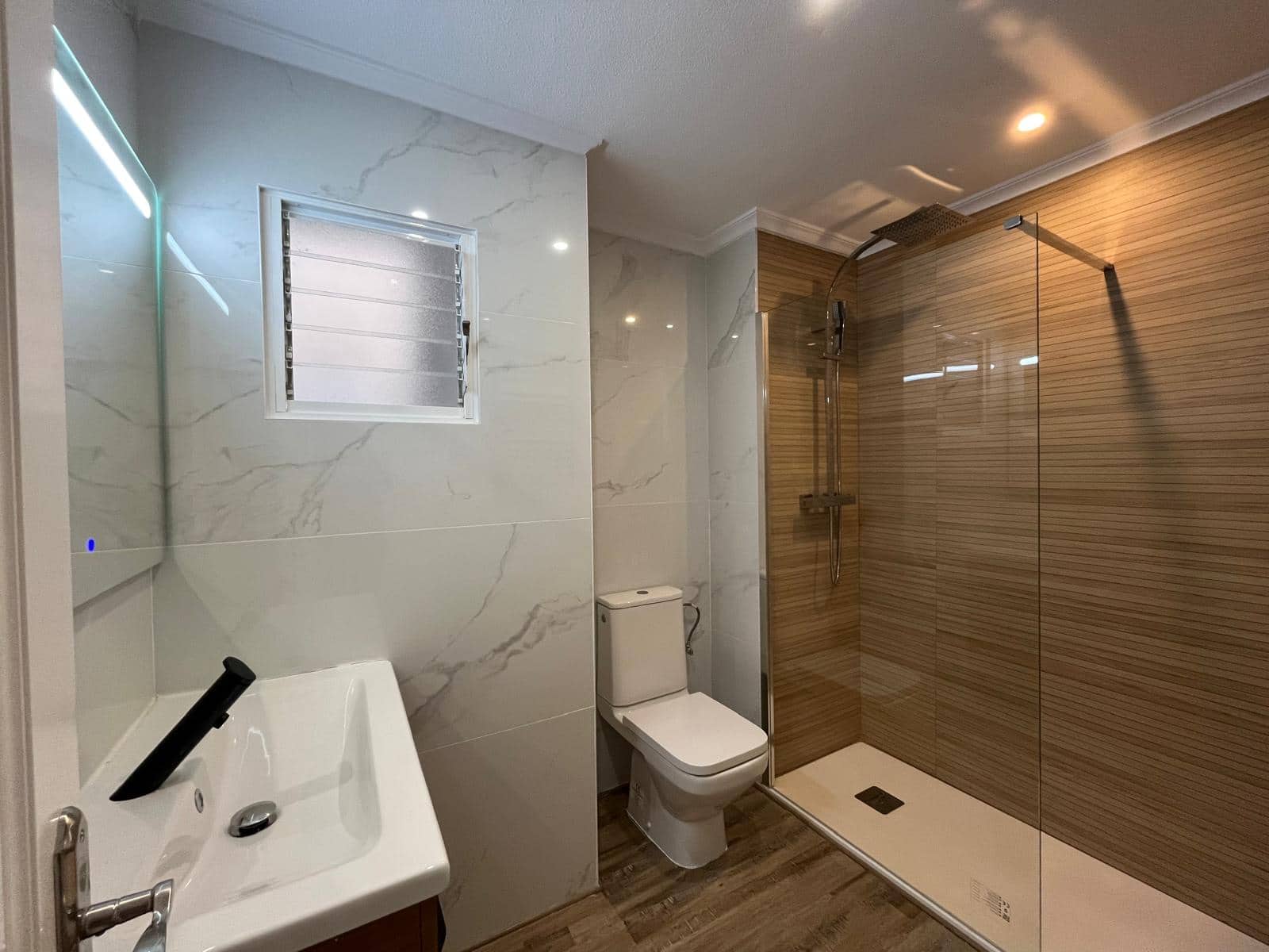 2 bedroom Apartment for sale in San Miguel de Salinas with pool - € 110,000 (Ref: 9840873)