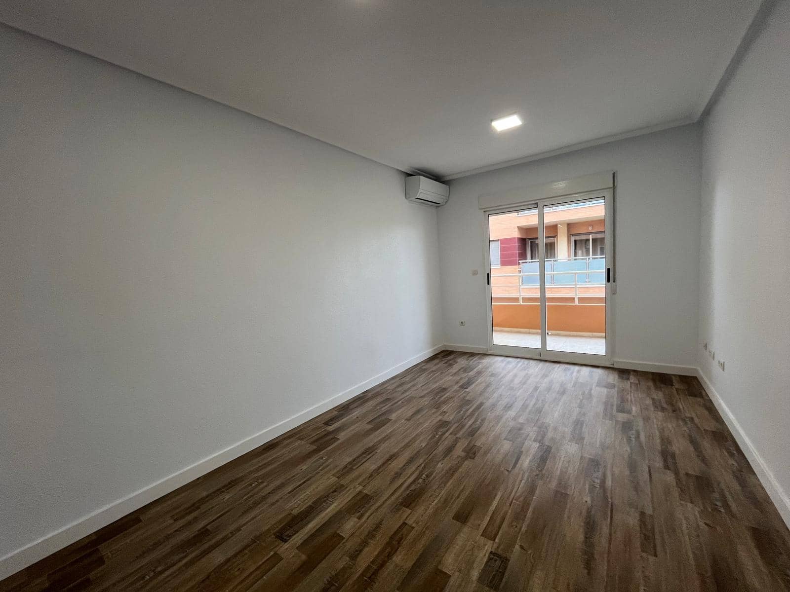 2 bedroom Apartment for sale in San Miguel de Salinas with pool - € 110,000 (Ref: 9840873)