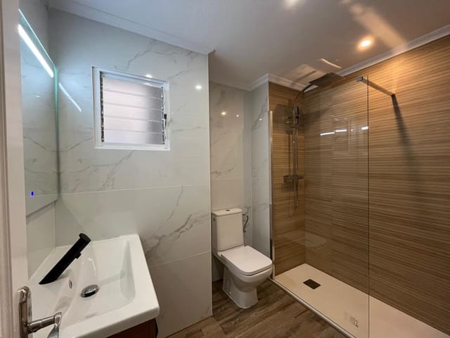 2 chambre Appartement à vendre à San Miguel de Salinas avec piscine - 110 000 € (Ref: 9840873)
