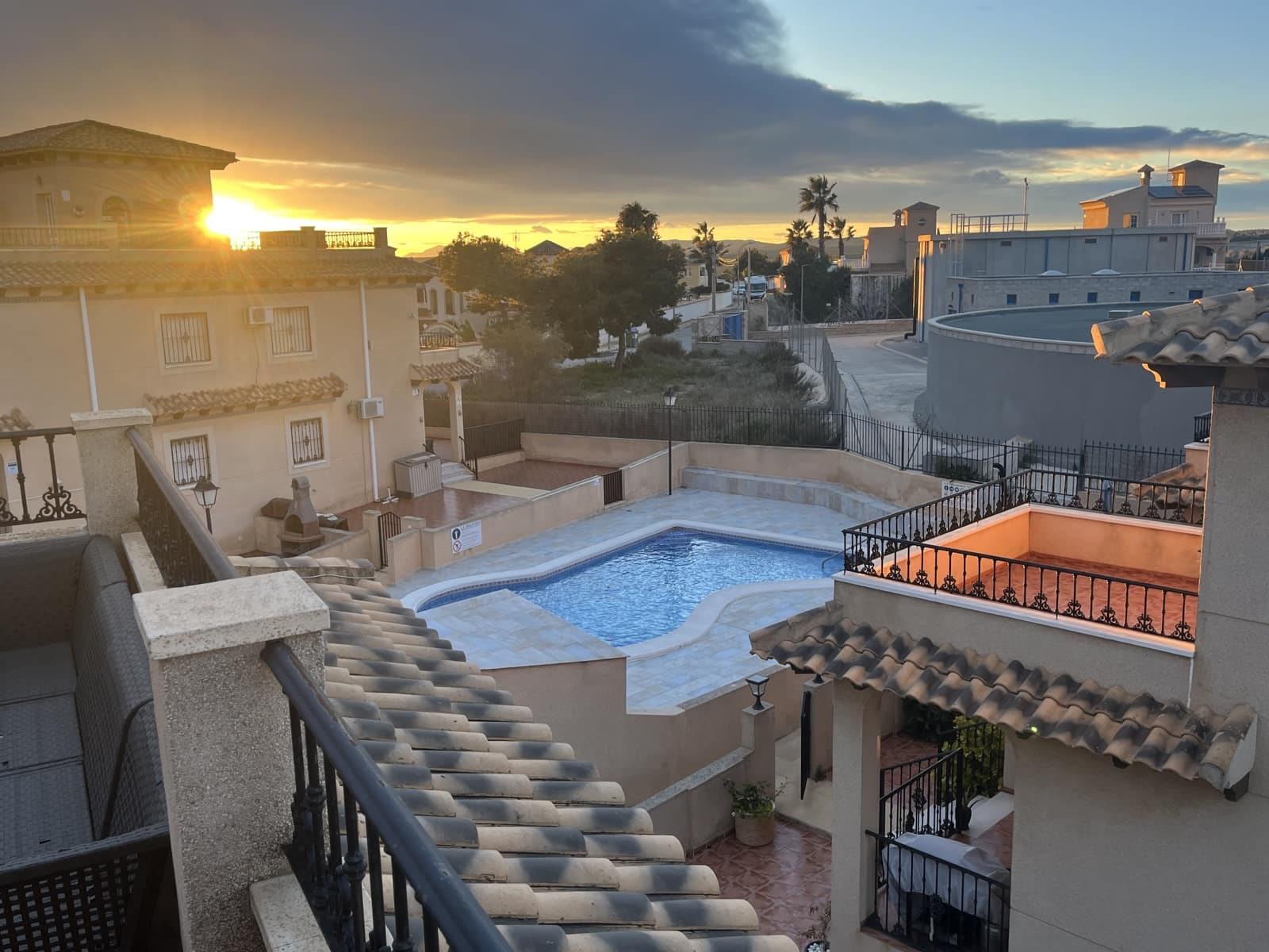 3 bedroom Bungalow for sale in Orihuela Costa with pool - € 219,000 (Ref: 9888687)