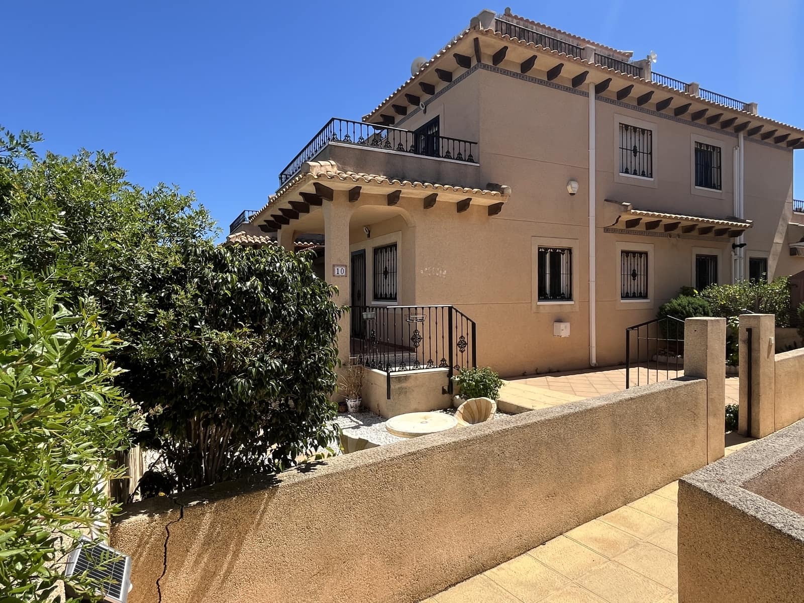 3 bedroom Bungalow for sale in Orihuela Costa with pool - € 219,000 (Ref: 9888687)