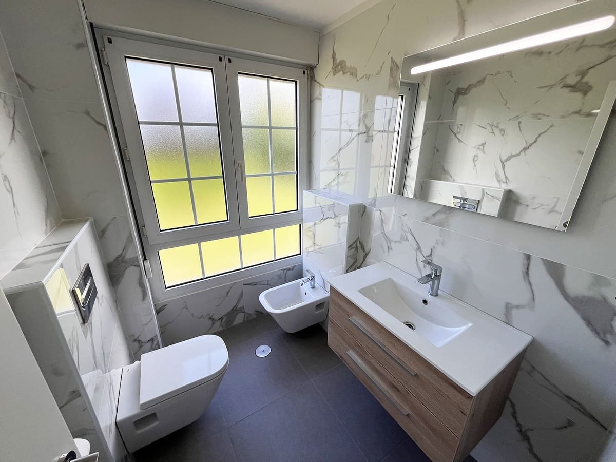 6 bedroom Villa for sale in Gijon with garage - € 960,000 (Ref: 8142992)