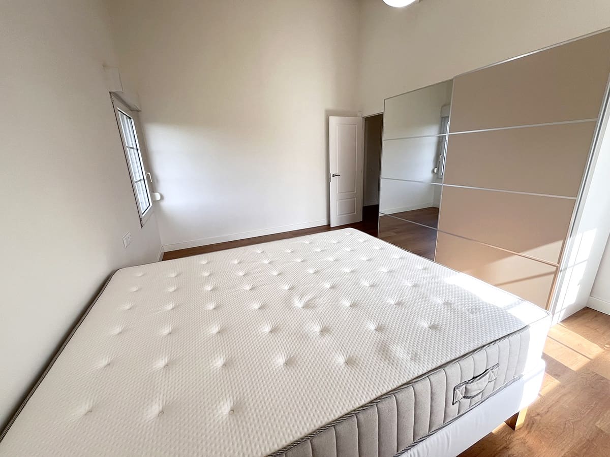 6 bedroom Villa for sale in Gijon with garage - € 960,000 (Ref: 8142992)