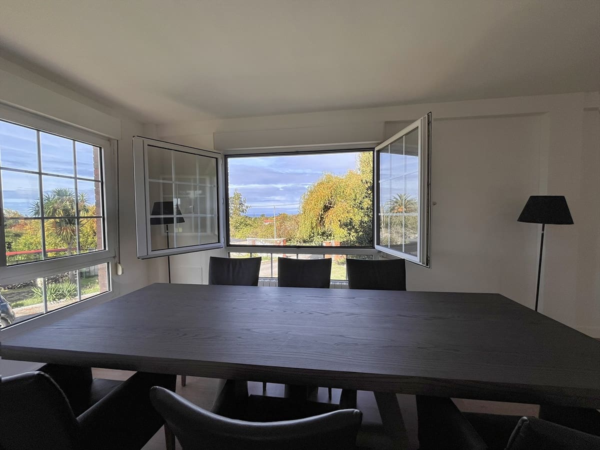 6 bedroom Villa for sale in Gijon with garage - € 960,000 (Ref: 8142992)