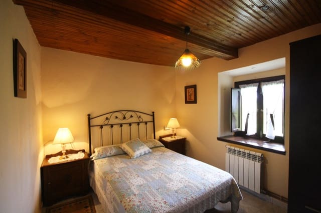 2 quarto Casa em Banda para arrendamento para férias em Ribadesella com Garagem - 490 € (Ref: 8166987)