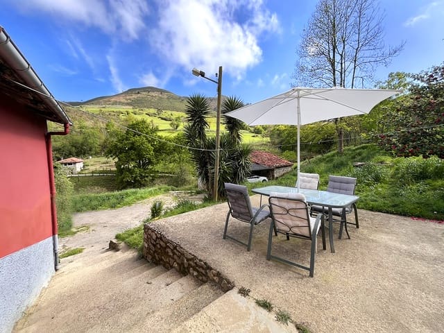 2 bedroom Townhouse for sale in Ribadesella - € 195,000 (Ref: 8976562)