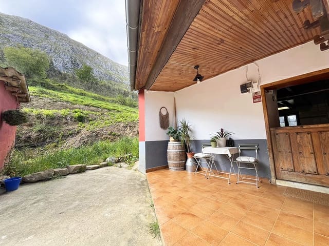 2 bedroom Townhouse for sale in Ribadesella - € 195,000 (Ref: 8976562)